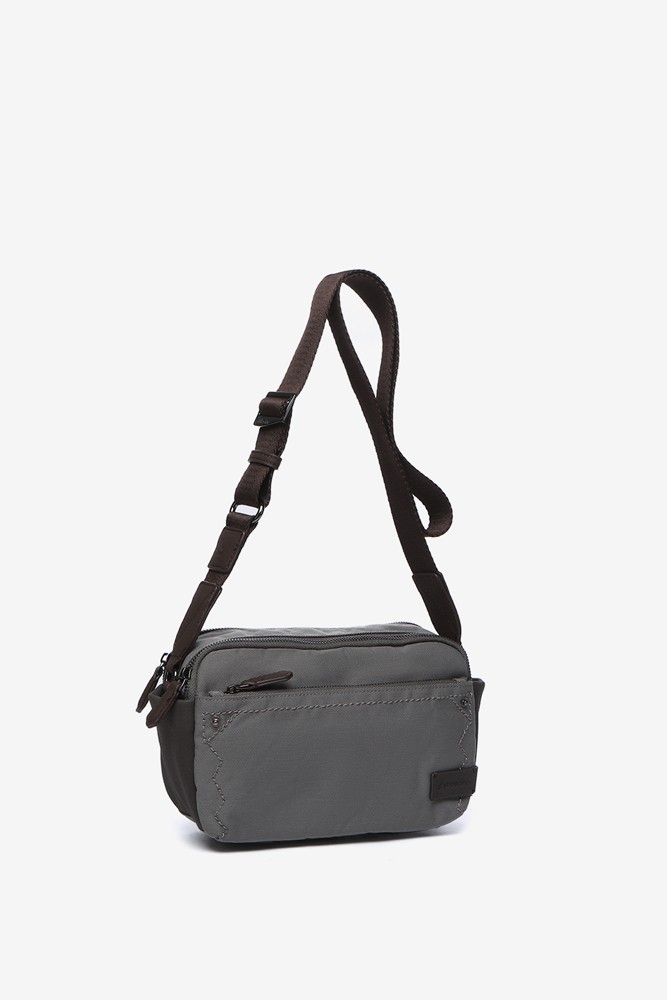 Abbacino Bandolera en materiales reciclados gris