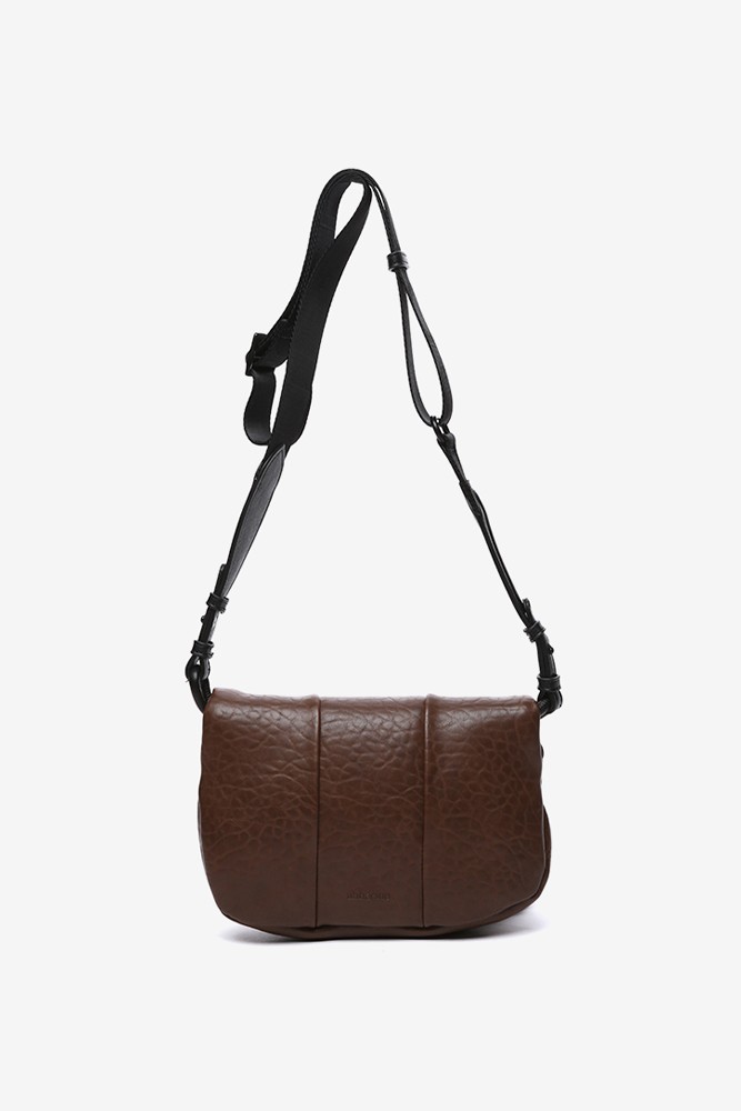 Abbacino Bandolera En Materiales Reciclados Marrón