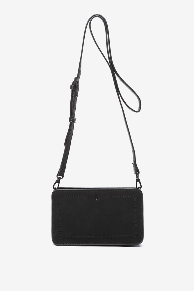 Abbacino Bandolera En Materiales Reciclados Negro