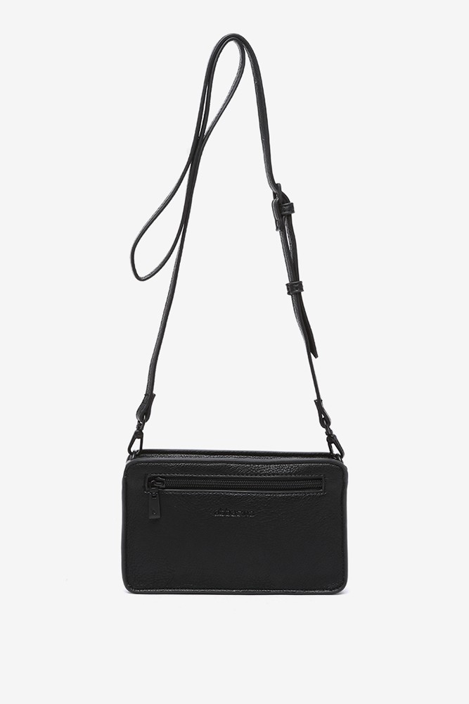 Abbacino Bandolera En Materiales Reciclados Negro