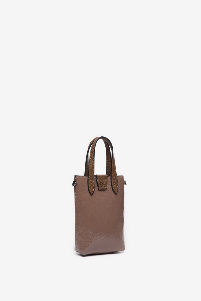 Abbacino Bolso de mano de charol en taupe