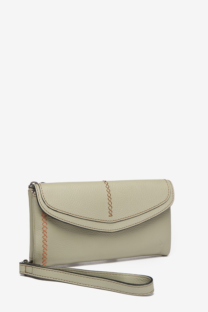 Abbacino Cartera Grande De Piel En Verde