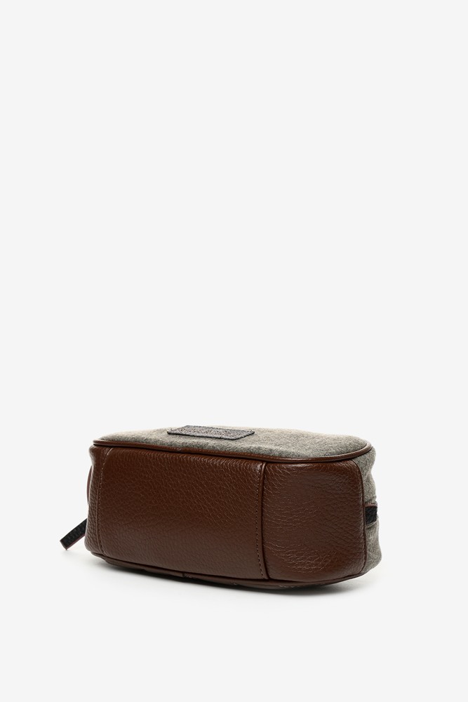 Abbacino Neceser De Mujer De Fieltro En Marrón