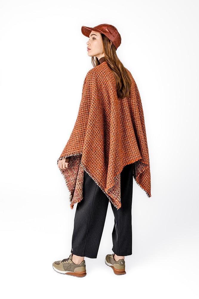 Abbacino Poncho En Tonos Naranjas