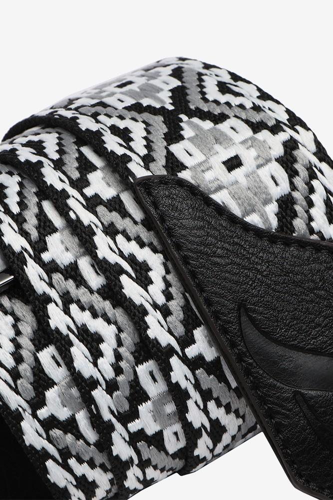 Abbacino Asa Bandolera De Quita Y Pon Bordada En Gris