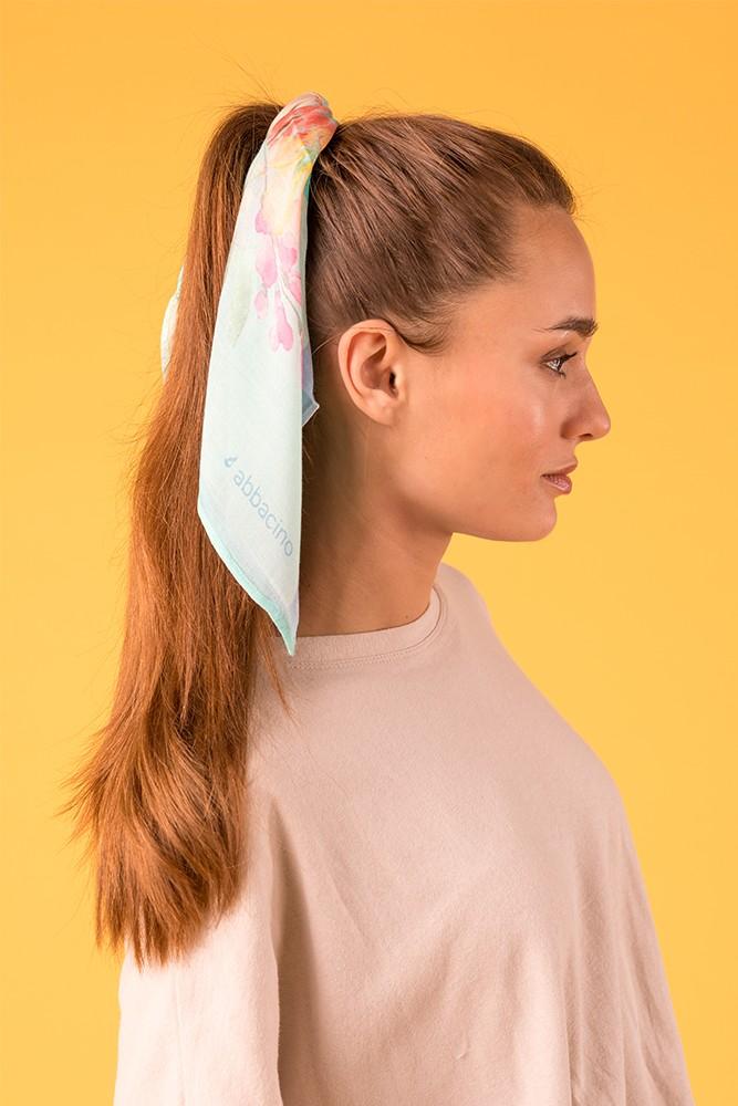 Abbacino Bandana de mujer de seda con estampado floral en turquesa
