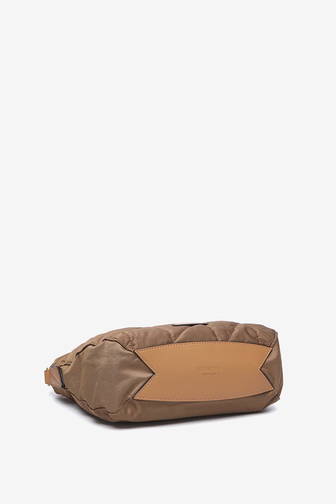 Abbacino Bandolera Acolchada En Materiales Reciclados Camel