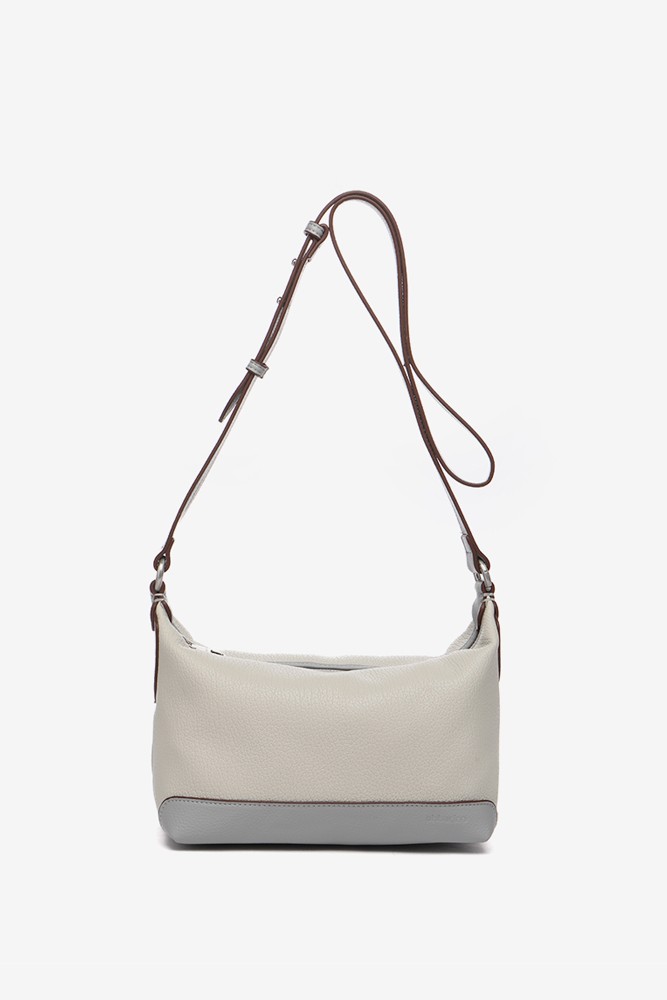 Abbacino Bandolera En Materiales Reciclados En Gris