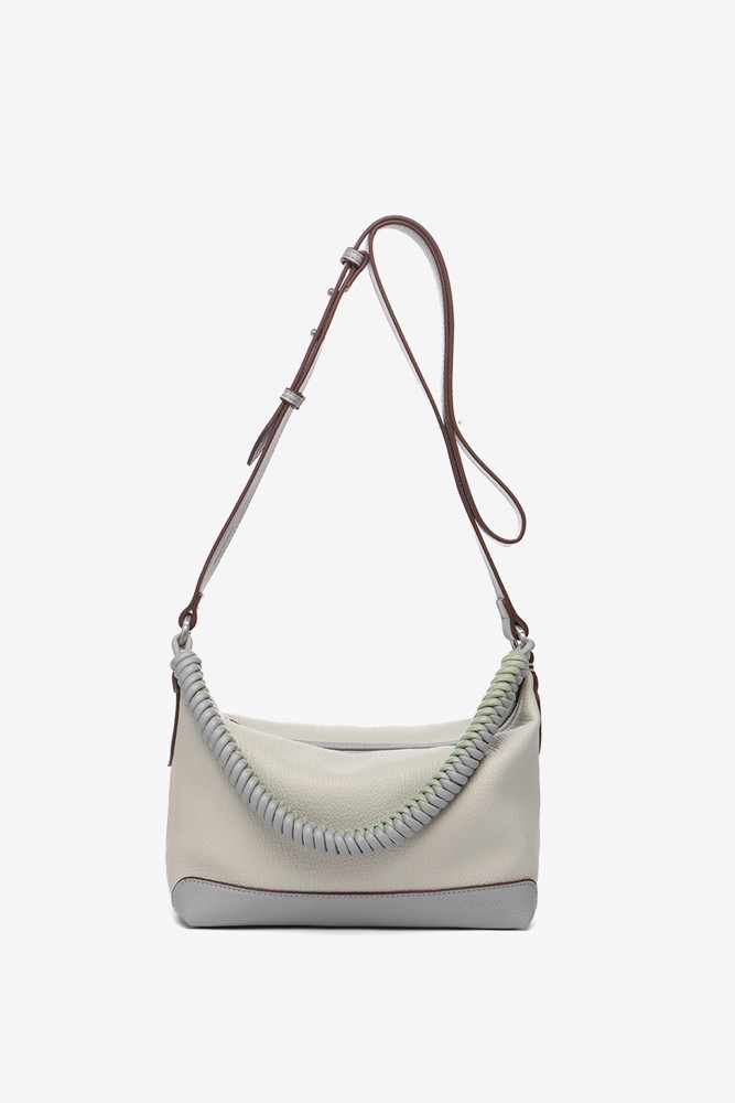 Abbacino Bandolera En Materiales Reciclados En Gris