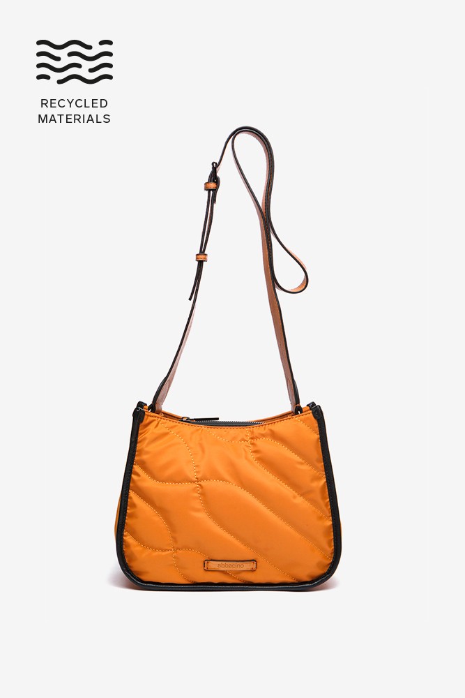 Abbacino Bandolera En Materiales Reciclados Y Acolchados ámbar