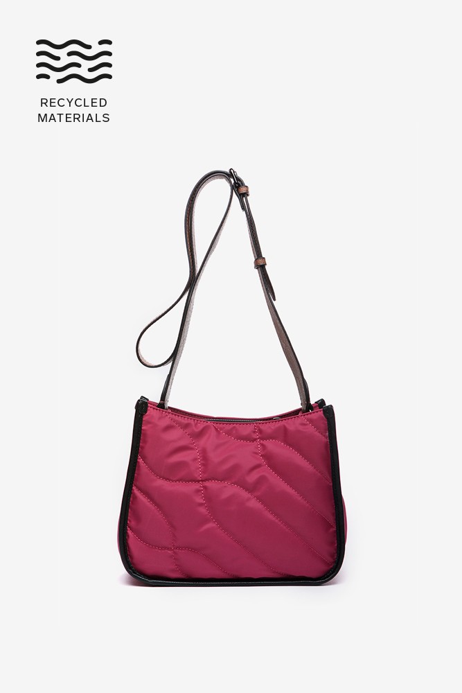 Abbacino Bandolera En Materiales Reciclados Y Acolchados Fucsia