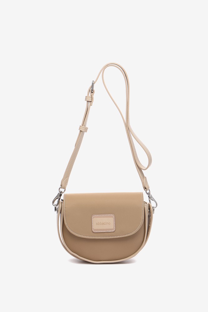 Abbacino Bandolera Pequeña En Materiales Reciclados En Camel