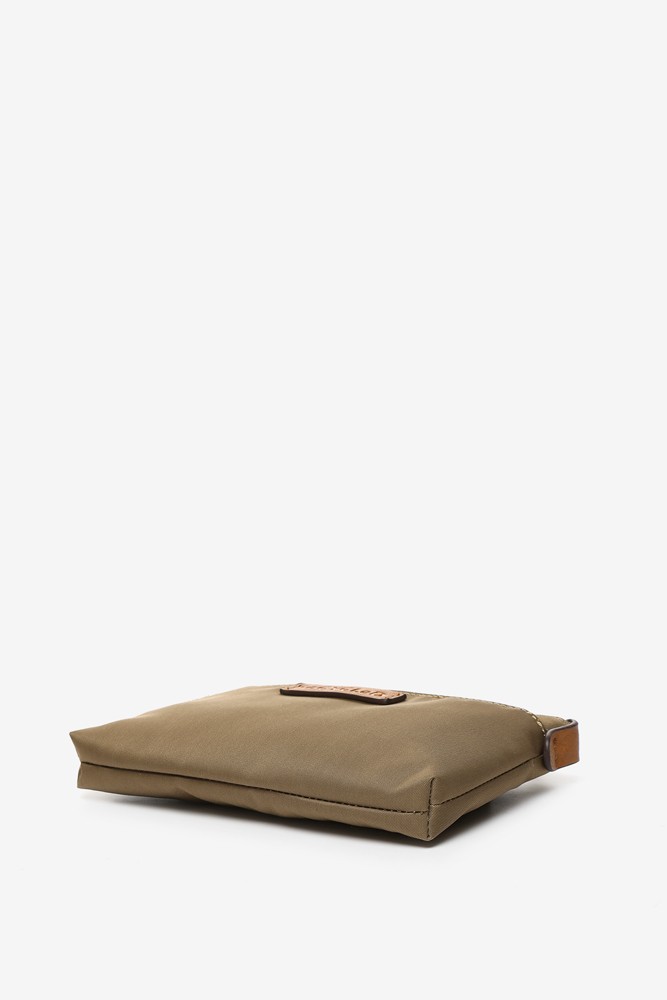 Abbacino Neceser Plano De Mujer En Materiales Reciclados Camel