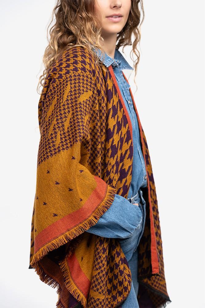 Abbacino Poncho Con Estampado De Pata De Gallo En ámbar