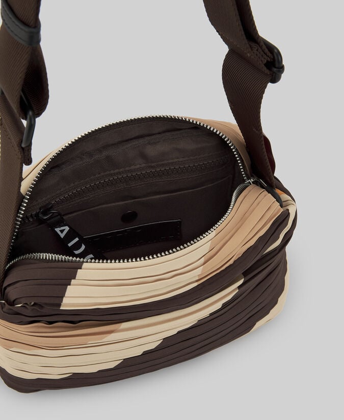 Adolfo Dominguez Bandolera Mediana Crinkle Mujer