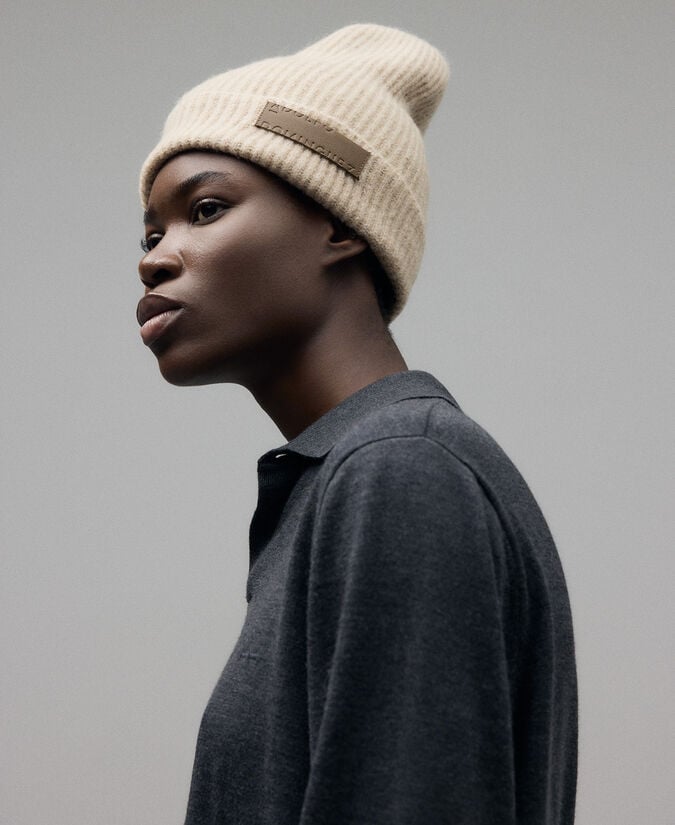 Adolfo Dominguez Beanie Mezcla Mohair Mujer