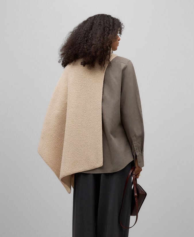 Adolfo Dominguez Capa Asimétrica Punto Rizo Mujer