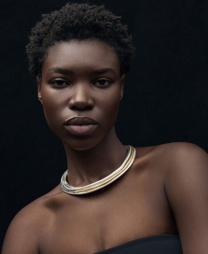 Adolfo Dominguez Collar Rígido Plateado Dorado