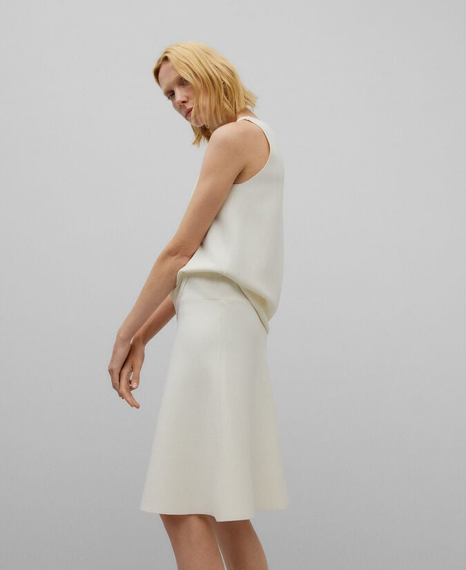 Adolfo Dominguez Falda Corta Evasé Crudo Mujer