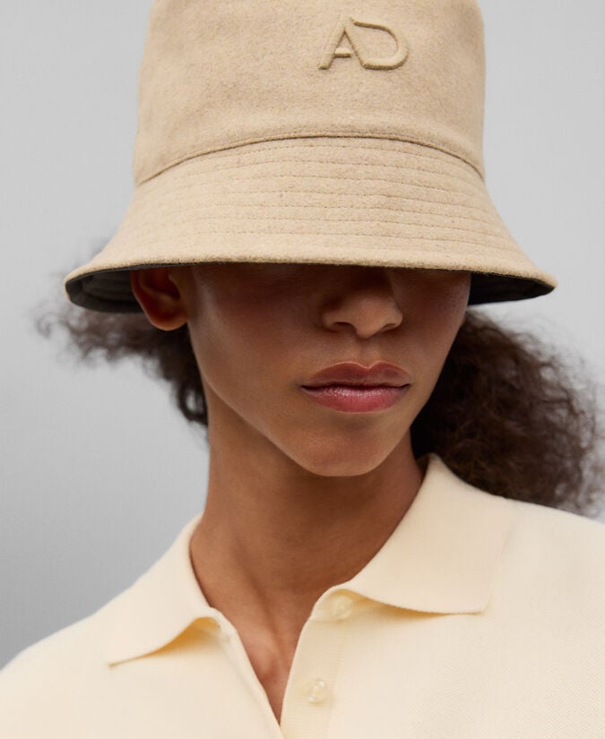 Adolfo Dominguez Gorro Textura Logo Bordado Mujer