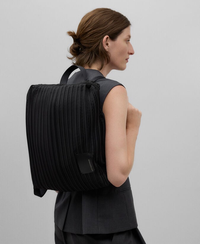 Adolfo Dominguez Mochilla Crinkle Mujer