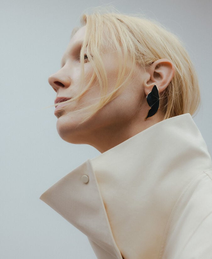 Adolfo Dominguez Pendientes Metálicos Hoja Mujer