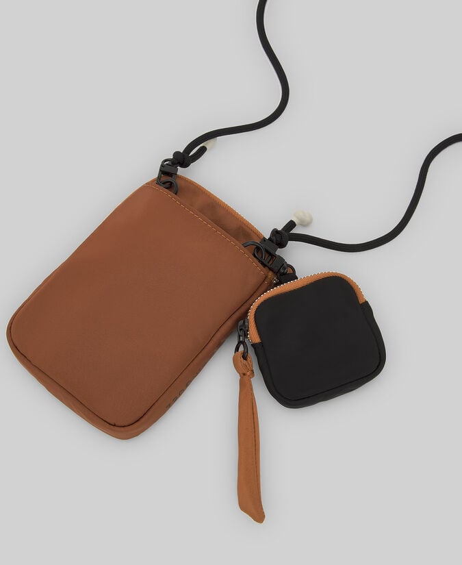 Adolfo dominguez Portamóvil nailon reciclado mujer