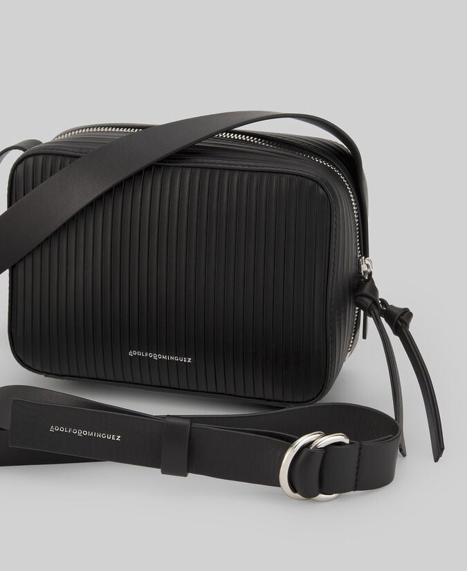 Adolfo Dominguez Bandolera Piel Responsable Plisada Mujer