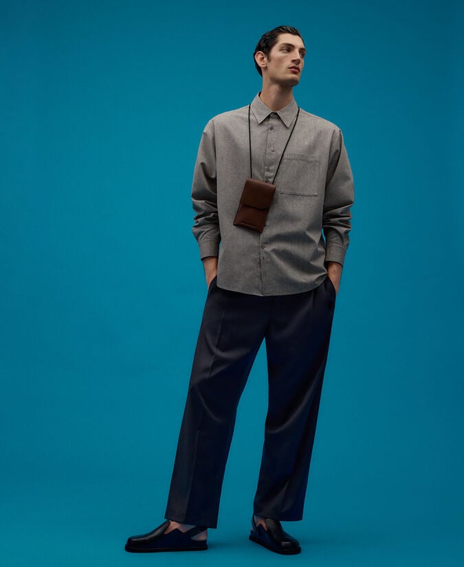 Adolfo dominguez Camisa botonadura asimétrica hombre