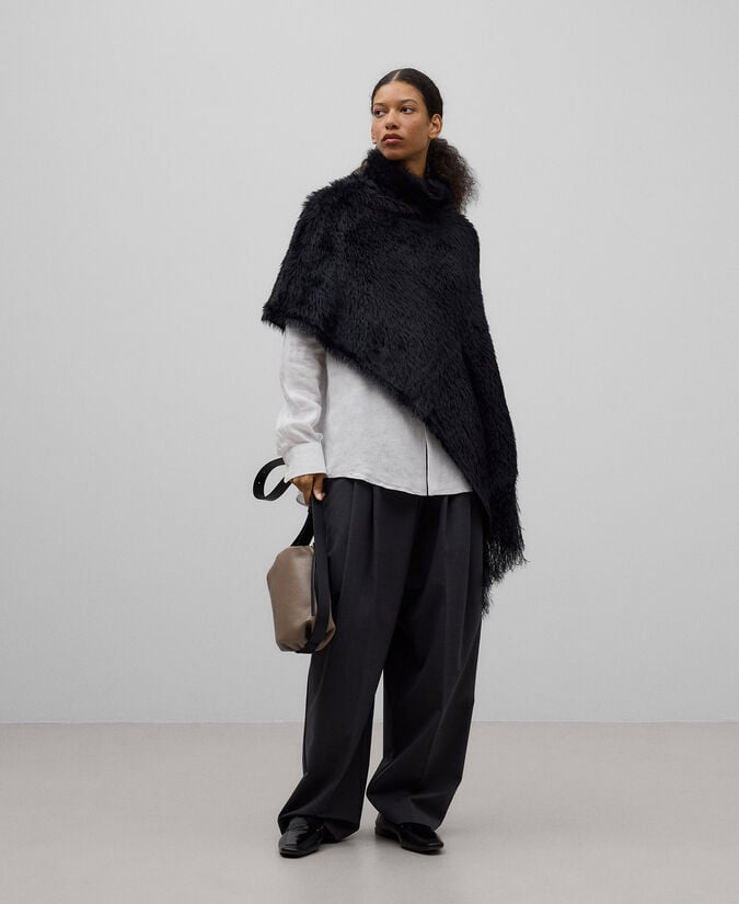 Adolfo dominguez Capa asimétrica punto efecto pelo mujer