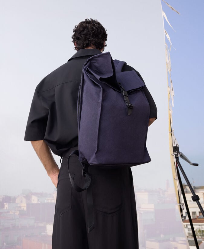 Adolfo Dominguez Mochila Rectangular Azul Marino Hombre