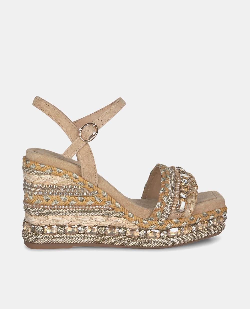 Alma en pena CUÑA CUBIERTA DE PEDRERÍA