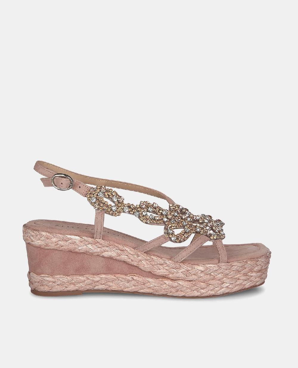 Alma en pena CUÑA MEDIA CON DETALLES