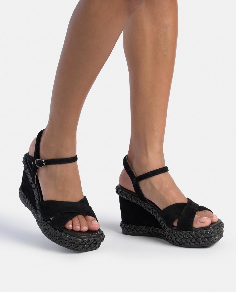 Alma En Pena CUÑA TRENZADA PEDRERÍA