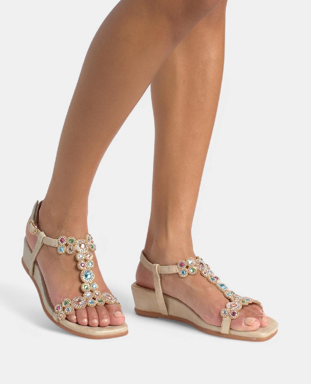 Alma En Pena SANDALIA CON TACÓN DETALLES