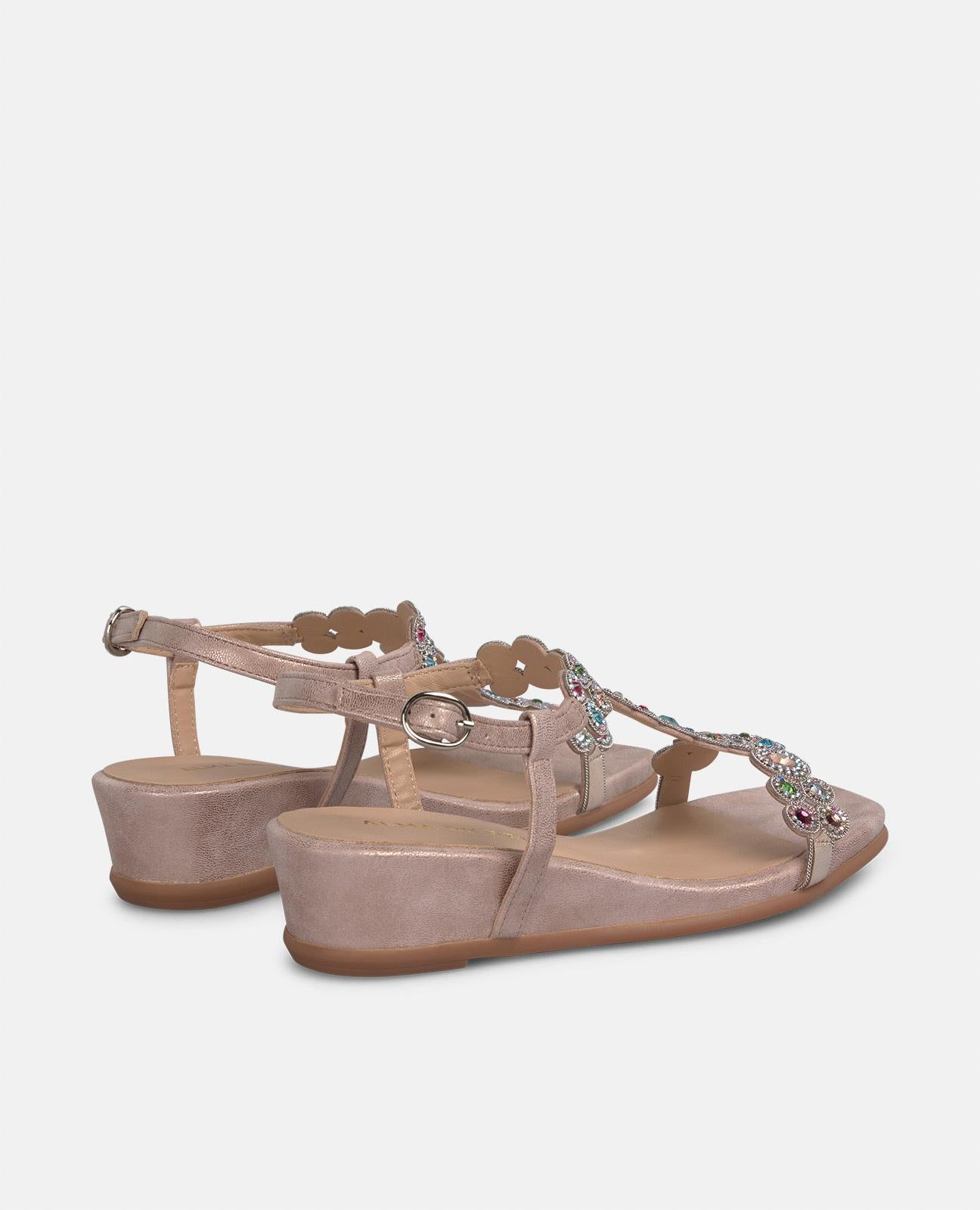 Alma En Pena SANDALIA CON TACÓN DETALLES