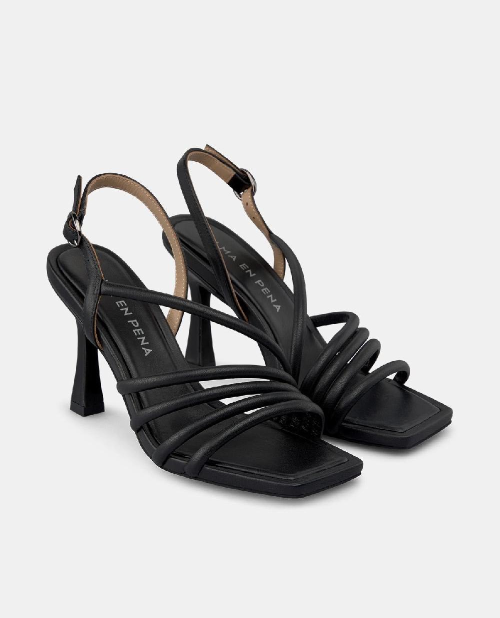 Alma En Pena SANDALIA CON TIRAS CRUZADAS