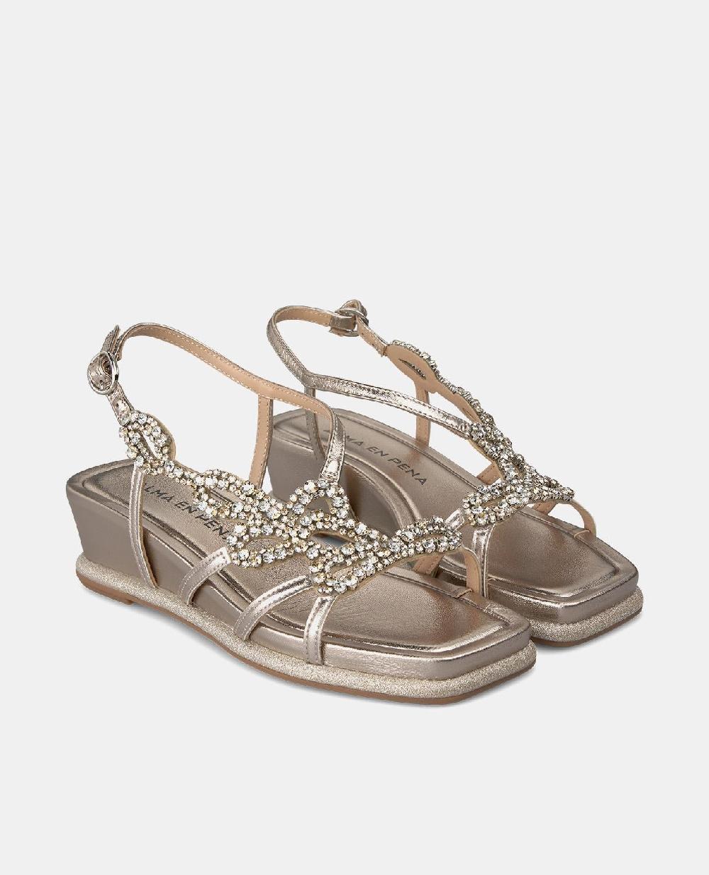 Alma En Pena SANDALIA CUÑA TACÓN MEDIO