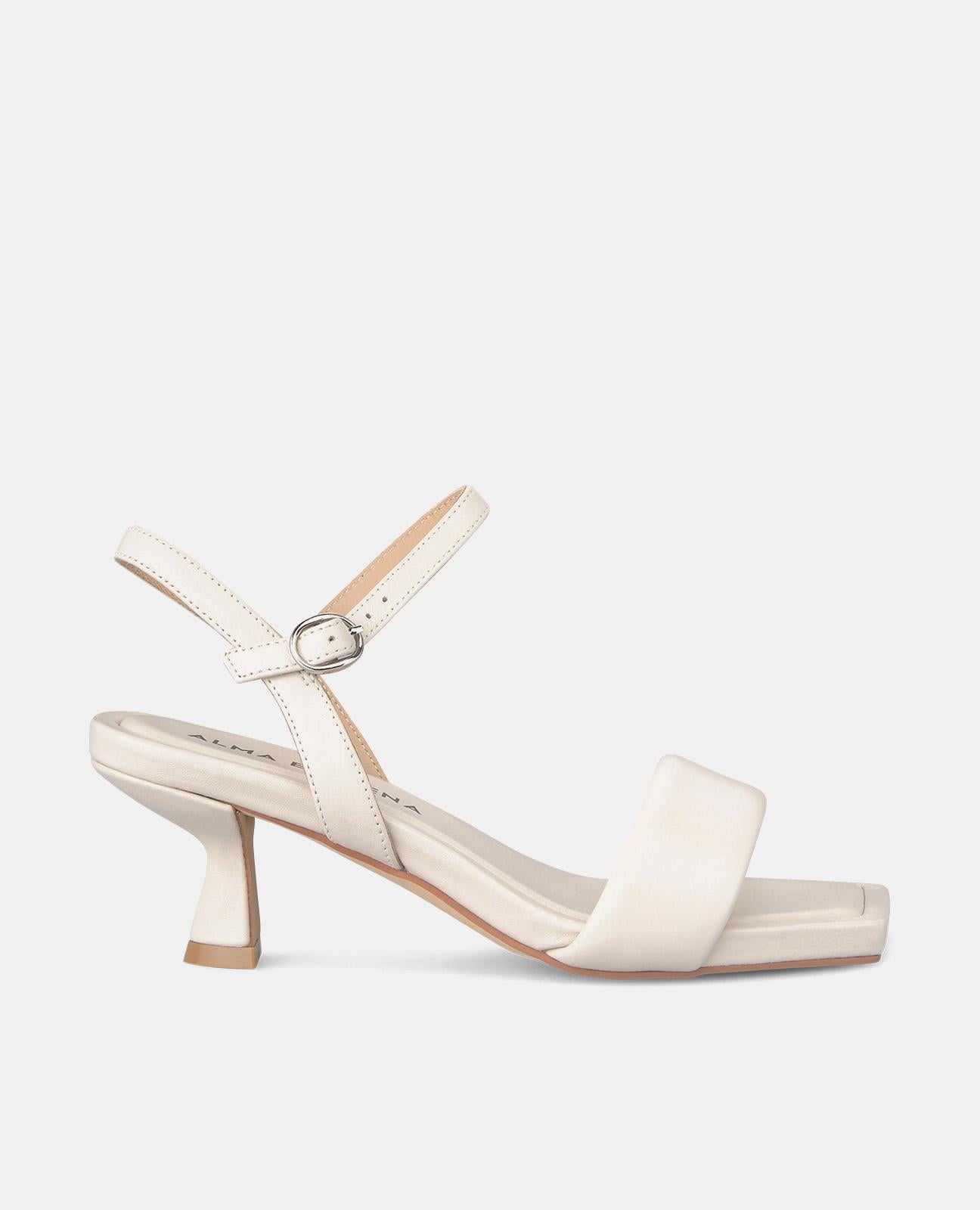 Alma en pena SANDALIA TACÓN BAJO PULSERA