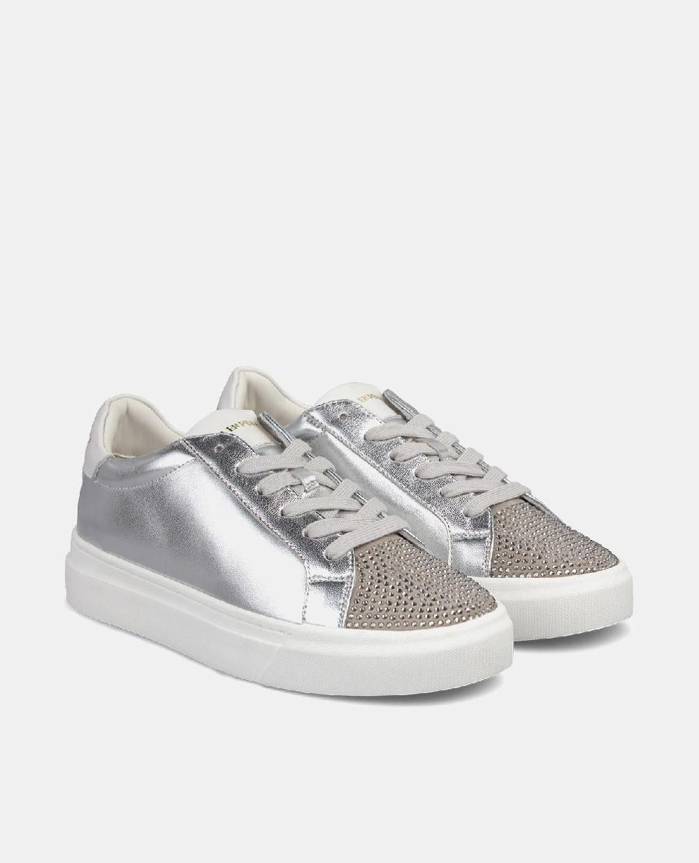 Alma En Pena ZAPATILLAS CON DETALLES