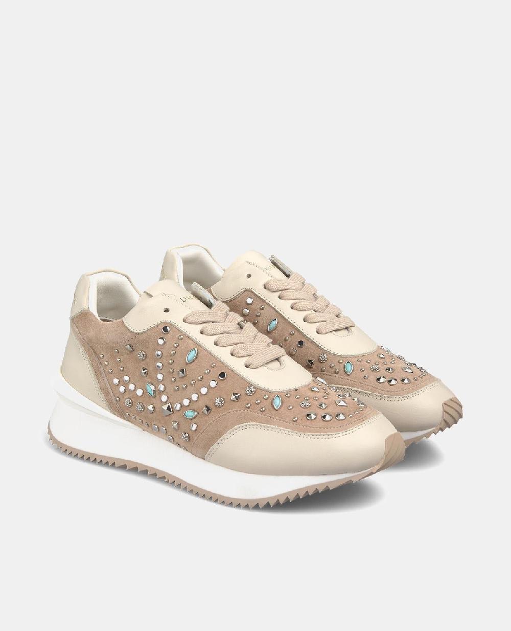 Alma En Pena ZAPATILLAS CON TACHAS