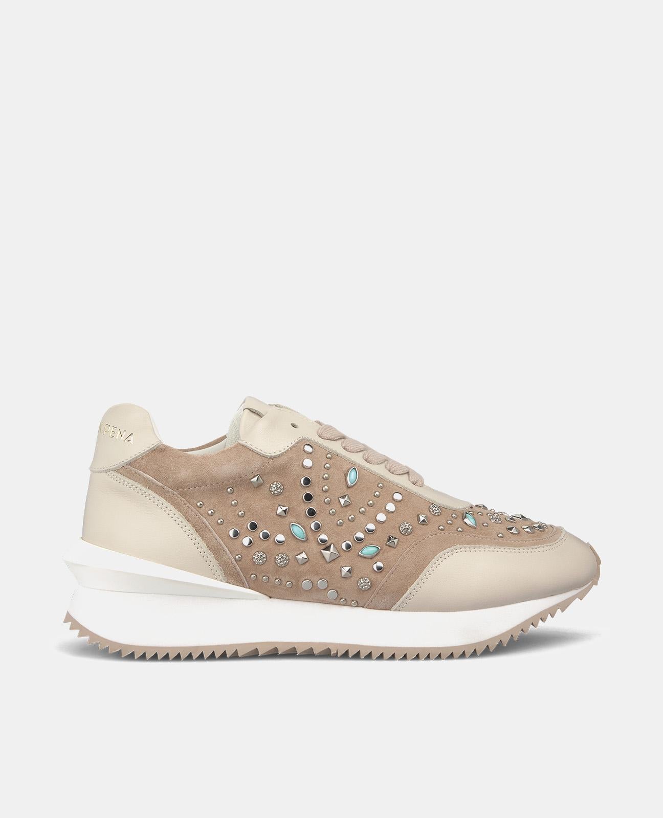 Alma en pena ZAPATILLAS CON TACHAS