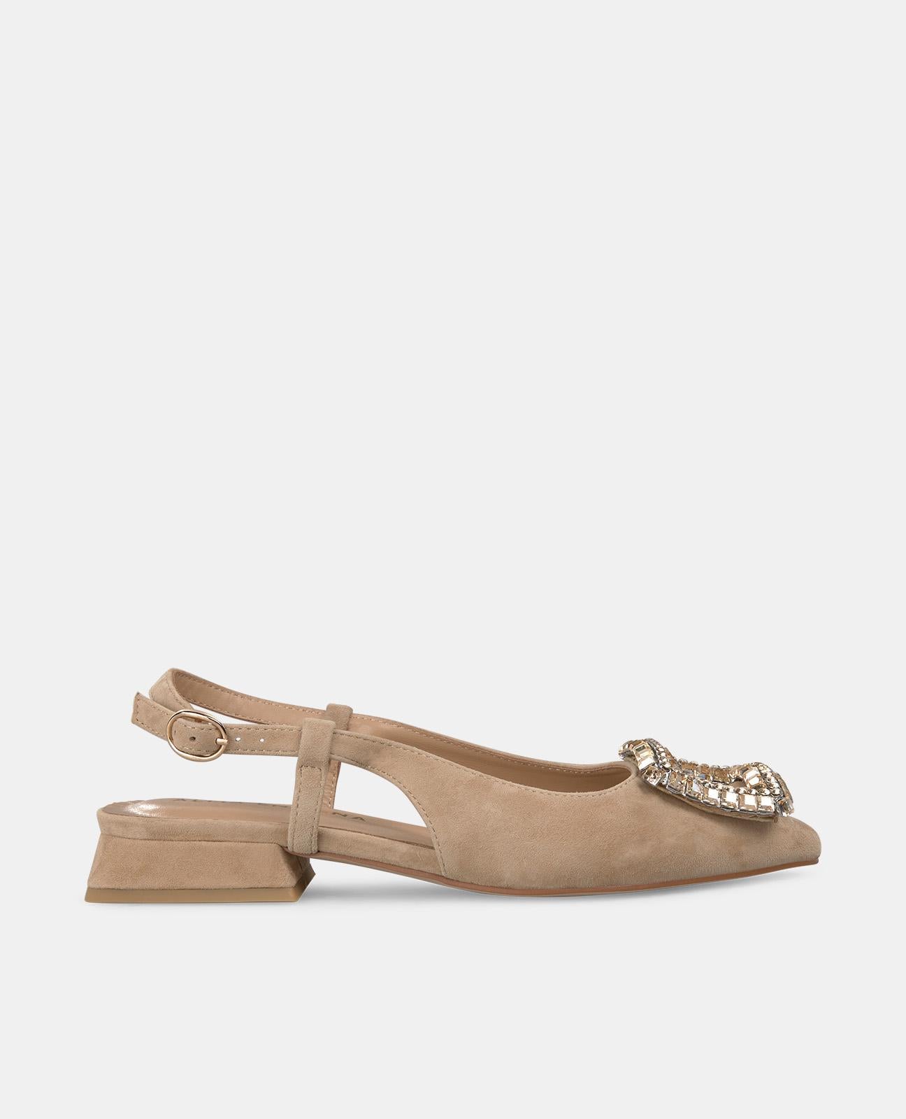 Alma en pena ZAPATO CON BROCHE PLANO