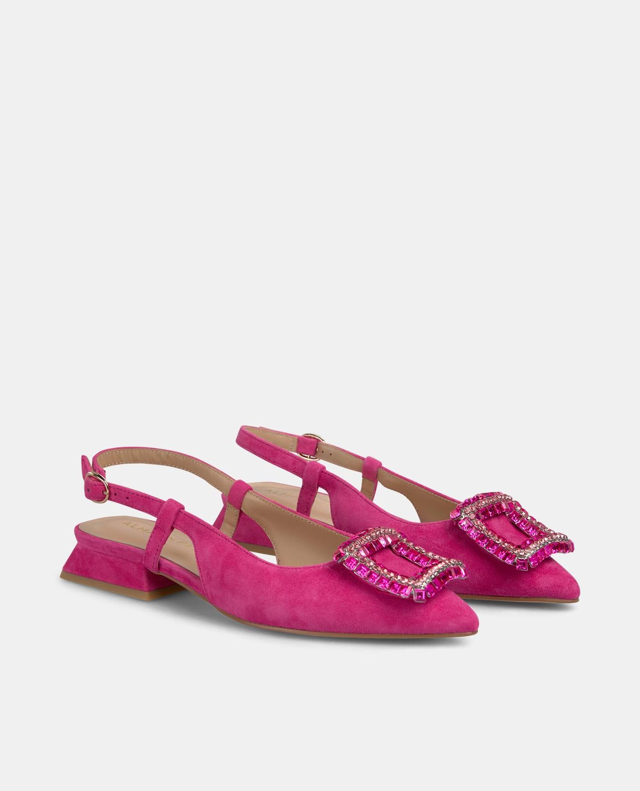 Alma En Pena ZAPATO CON BROCHE PLANO