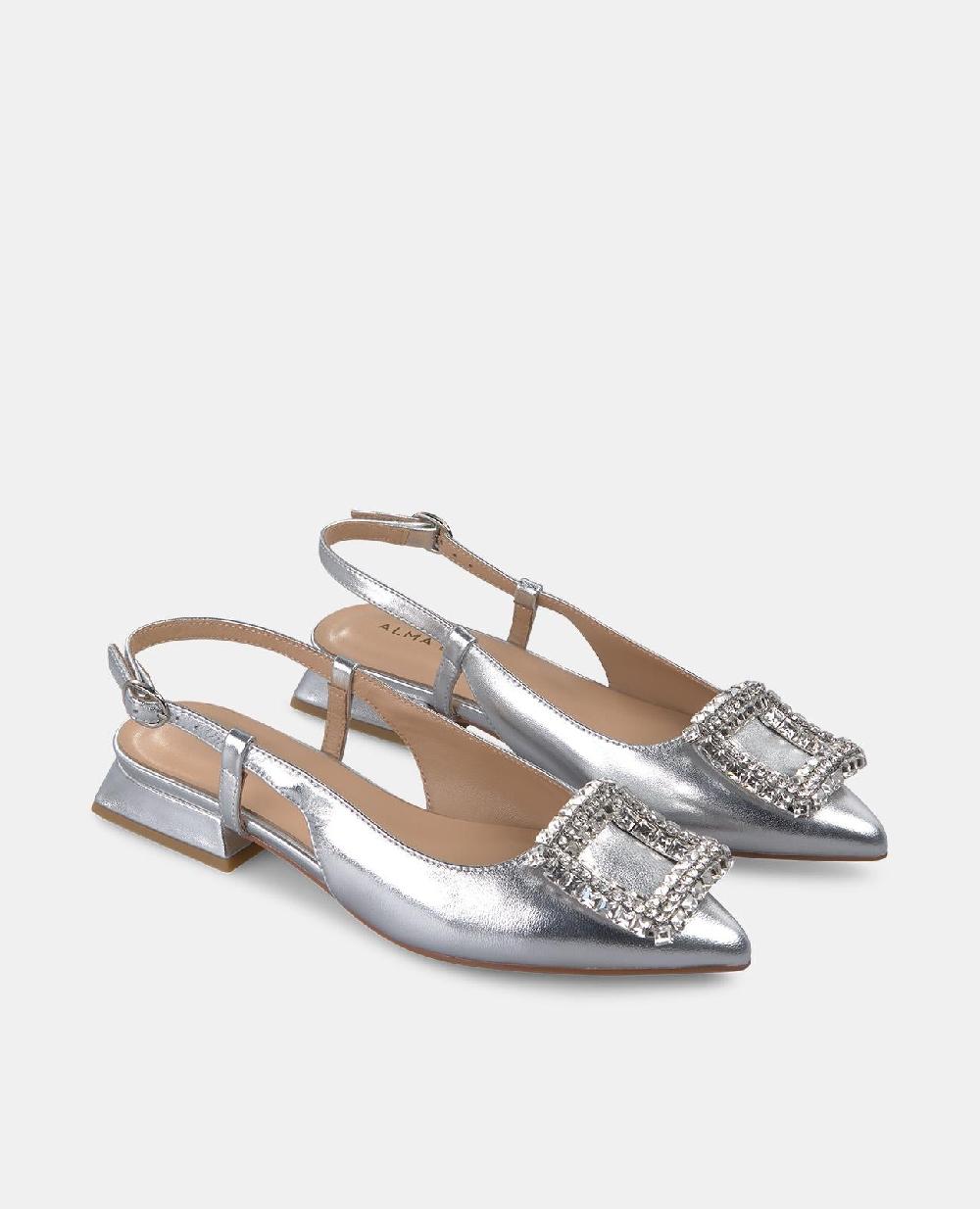 Alma En Pena ZAPATO CON BROCHE PLANO