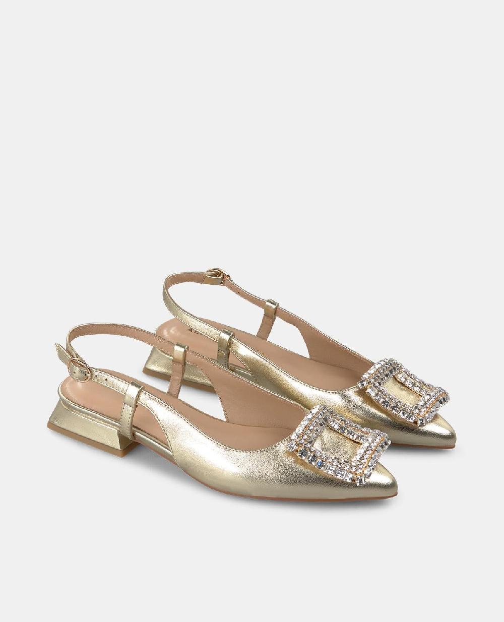 Alma En Pena ZAPATO CON BROCHE PLANO