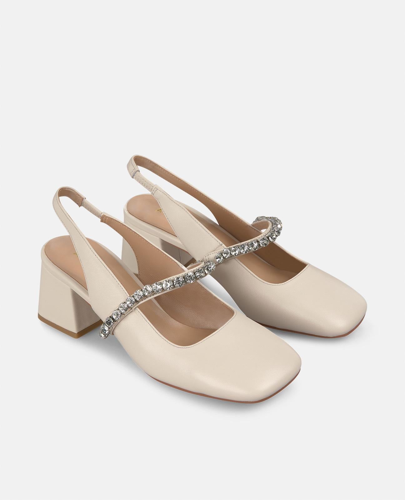 Alma En Pena ZAPATO CON TIRA PEDRERÍA