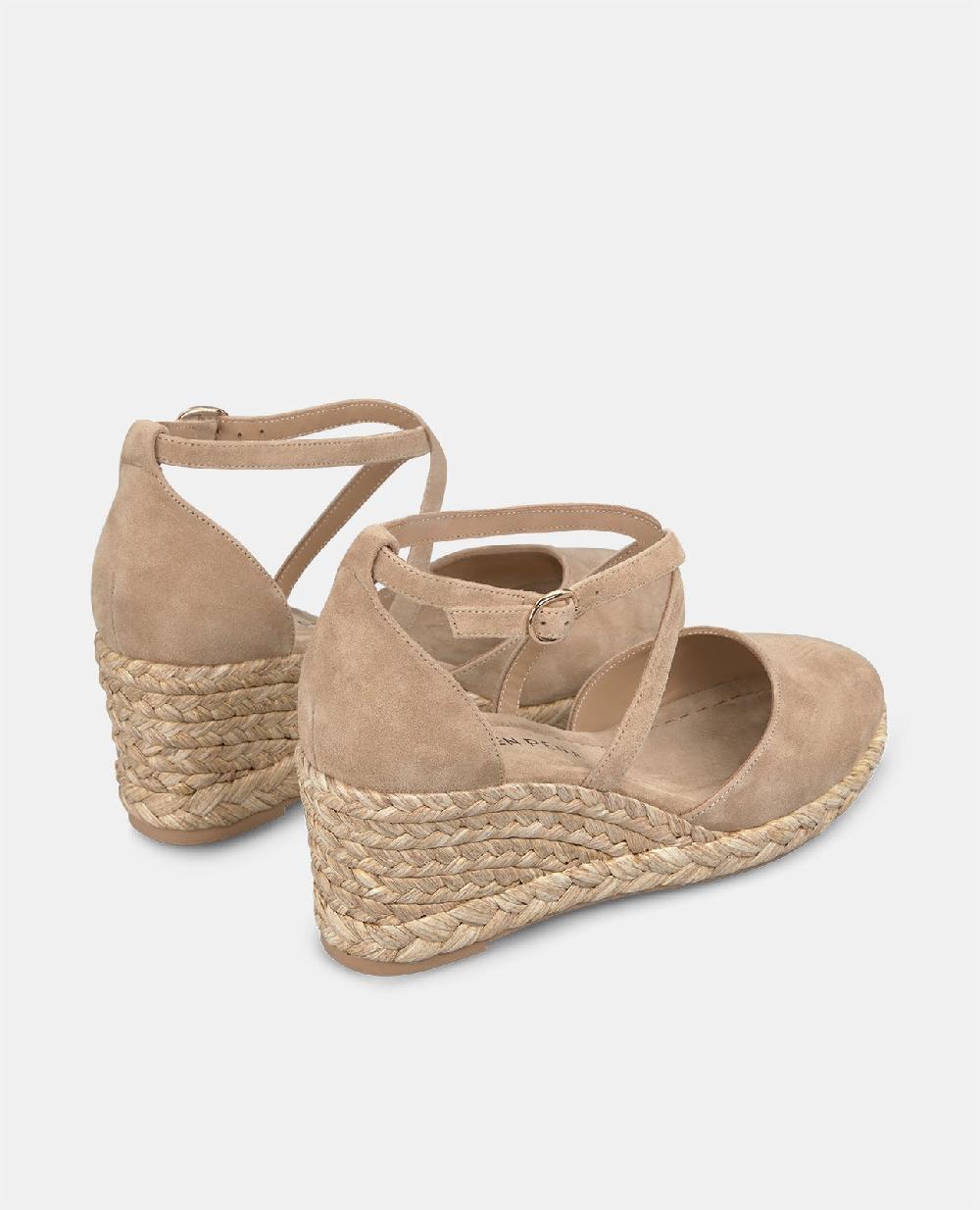 Alma En Pena ZAPATO CUÑA TIRAS CRUZADAS