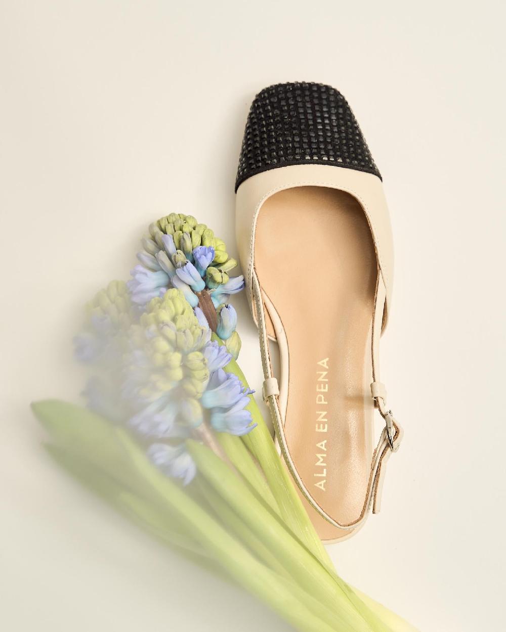 Alma en pena ZAPATO DESTALONADO PUNTERA BRILLOS