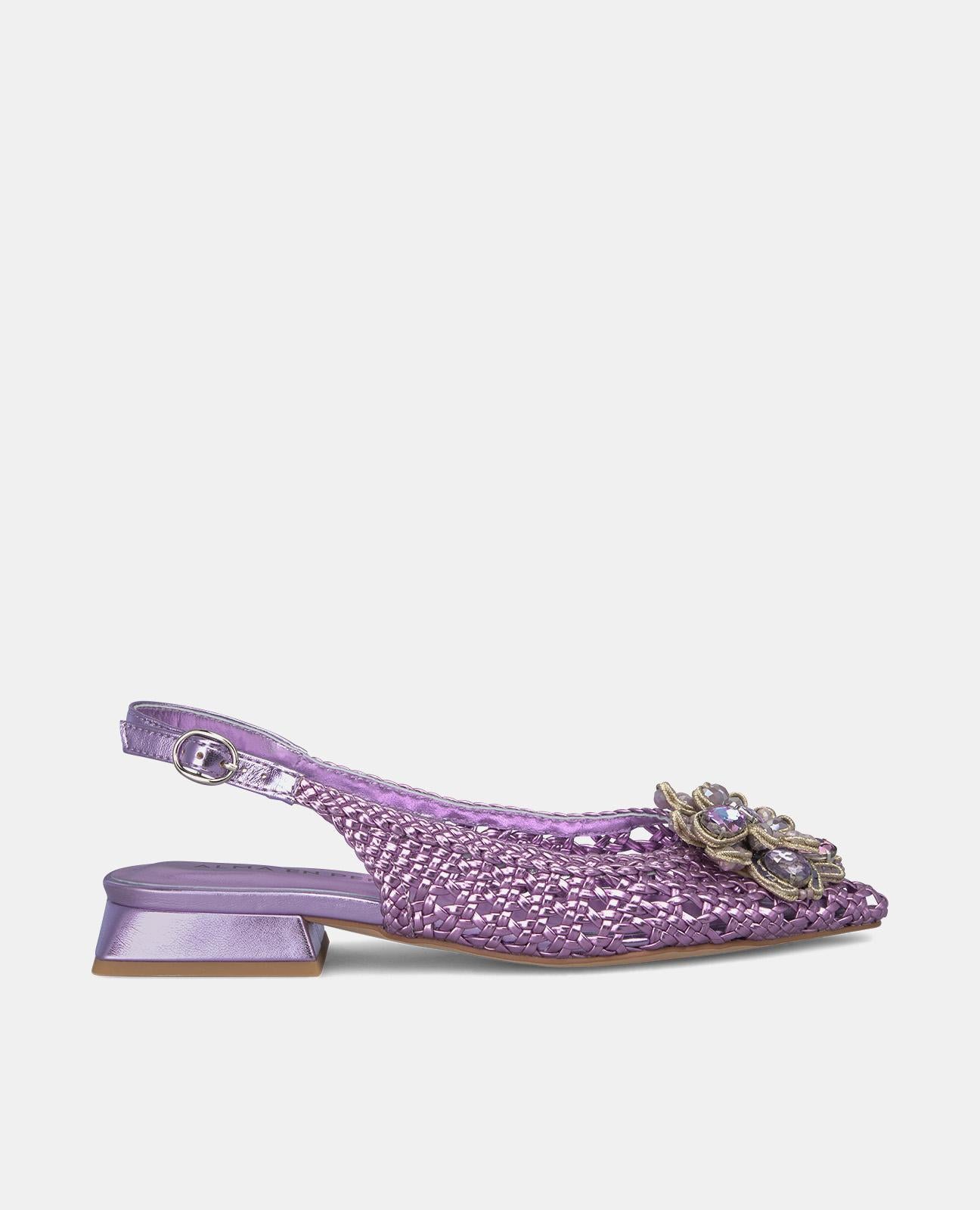 Alma en pena ZAPATO PLANO RAFIA PEDRERÍA